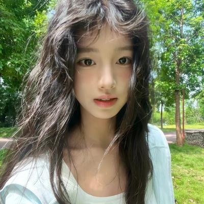 两女之间难为夫